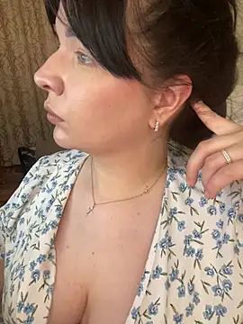 XXX chat uživo modela Poly_Nick