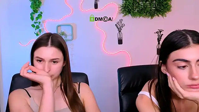 Živý XXX chat nekky_mouse
