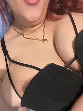 Maya_mimi Chat XXX in diretta