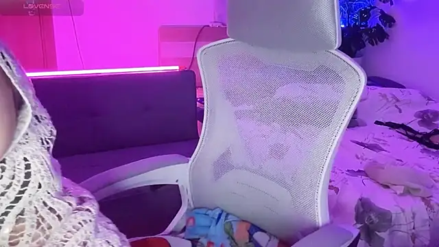 Ni-Ni_2K's Live XXX Chat