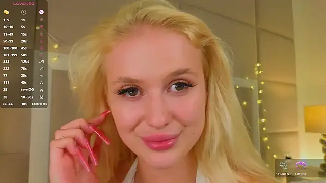 essylen Live XXX chat
