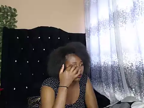 Živý XXX chat kinkyveeluvu