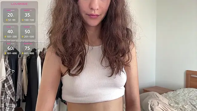 LibbieSchworm live XXX chat