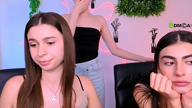 nekky_mouse's Live XXX Chat