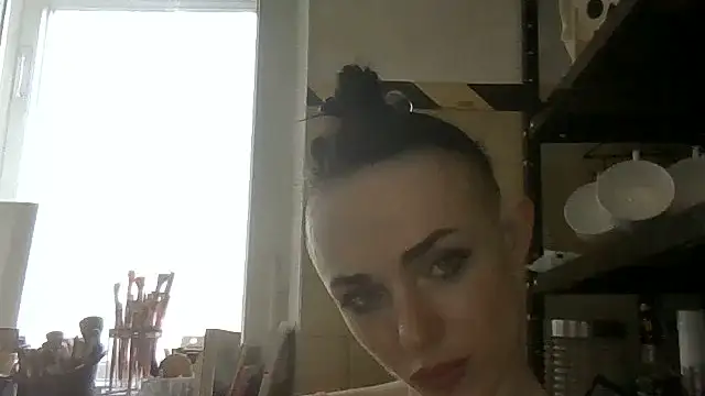Trinsy_Love Chat XXX in diretta