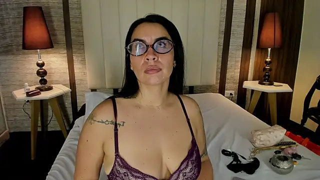 Chatroom XXX en direct de Hannah_Cross