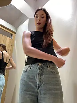 LilluKatten's Live XXX Chat