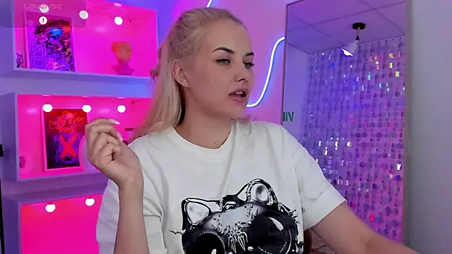 StephanieSweety Adlı Modelin Canlı XXX Sohbeti