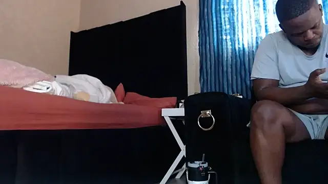 Онлайн чат XXX Bosskazy