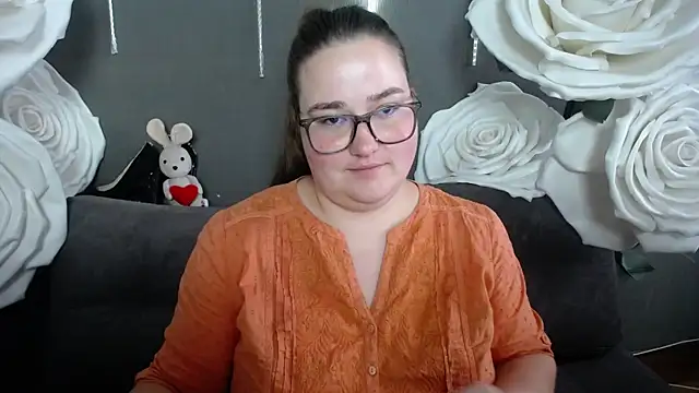 XX_Daniella_XX: απευθείας συνομιλία ΧΧΧ