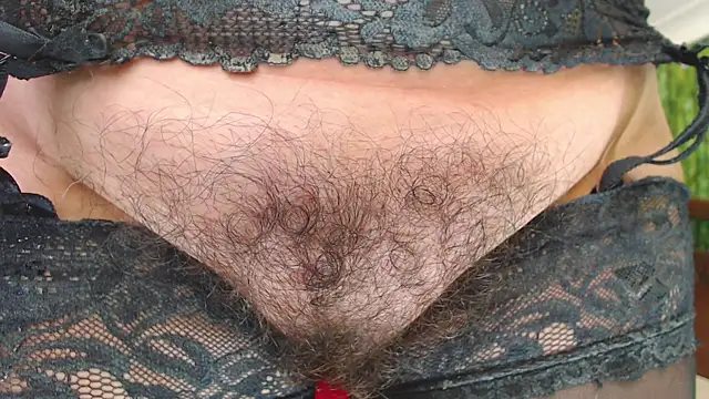 HairyQuinn's Live XXX Chat