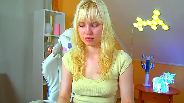 دردشة HannahHollis الجنسية المباشرة