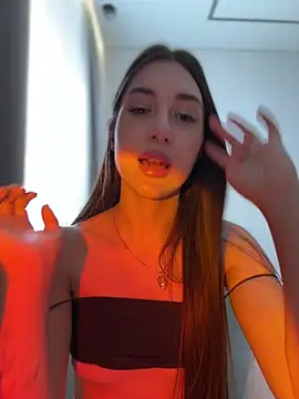 BOOMFOXY's Live XXX Chat