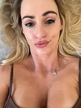 Ericafontex XXX чат на живо