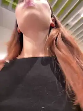 LilluKatten Live XXX-chat