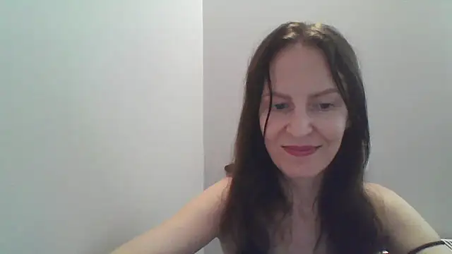 AnnaTight Chat XXX in diretta