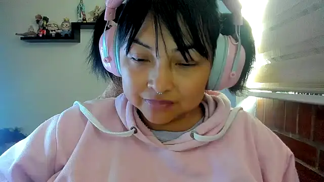 Shaddycute_'s Live XXX Chat