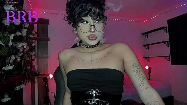 Chatroom XXX en direct de Heka_Prudence