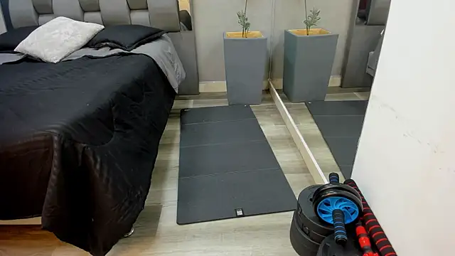Charlie___Musk: απευθείας συνομιλία ΧΧΧ
