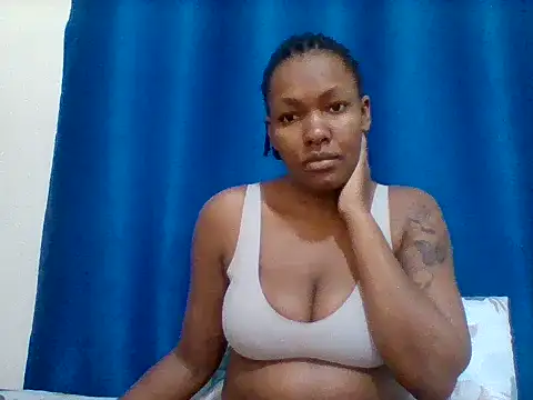 sexyapple23 Adlı Modelin Canlı XXX Sohbeti