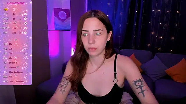 Chat XXX en directo de CharliGrace_