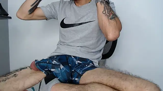 bigdick_monster1 Adlı Modelin Canlı XXX Sohbeti