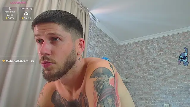 Chatroom XXX en direct de JonahShaw