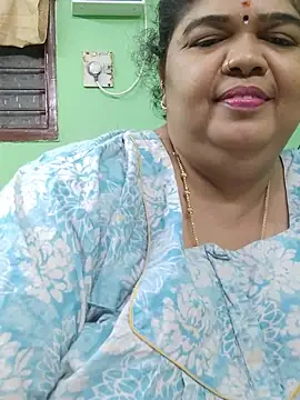 Tamil-mayasri Adlı Modelin Canlı XXX Sohbeti