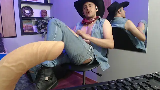 XXX chat uživo modela kevin_23_