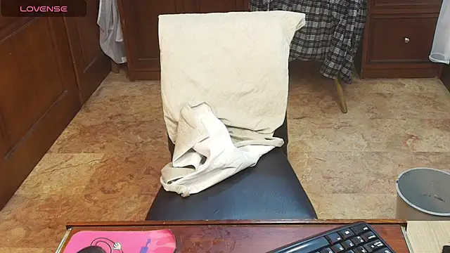 MonserratGray – Naživo XXX chat