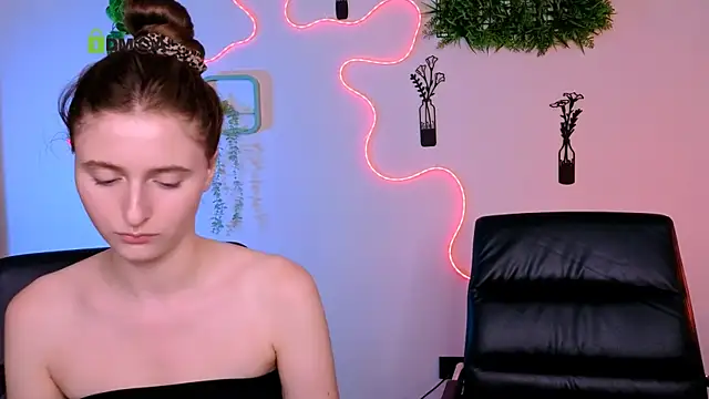 Chat XXX ao vivo de nekky_mouse