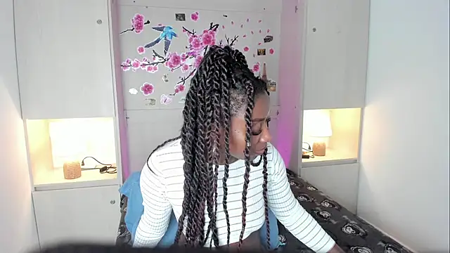 TaylorBloom's Live XXX Chat