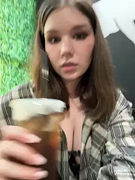XXX chat uživo modela PumaShyXD