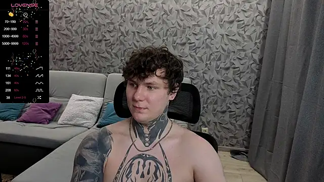 Czat XXX na żywo – Lechery_boy