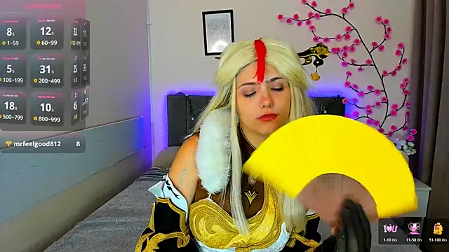 DellaRows Chat XXX in diretta
