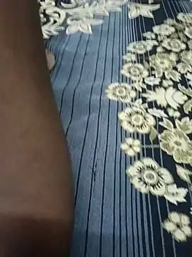Brownhotboyzx Webcam Show