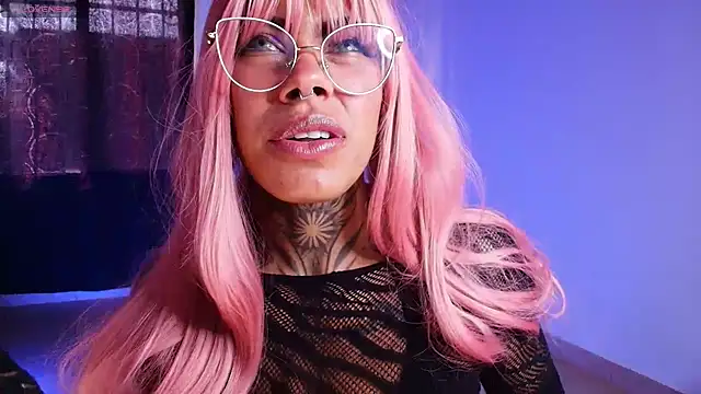 Czat XXX na żywo – Canela_Osada_