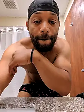TheGoldenBoldy321 Live XXX-chat