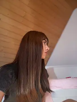 Онлайн чат XXX lauravasquez