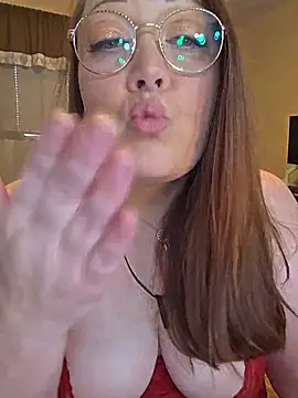 BBWQUEENBEEE 现场XXX聊天