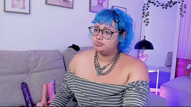 Blue_Cherry's Live XXX Chat