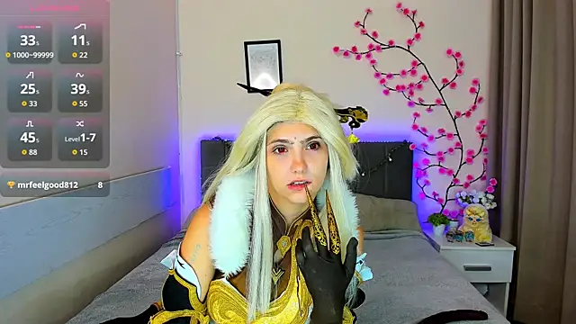 XXX chat uživo modela DellaRows