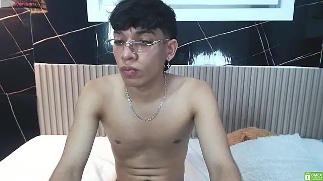 Chat XXX en directo de Jake_Falcon
