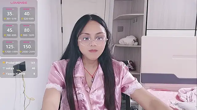 yishan-22's Live XXX Chat