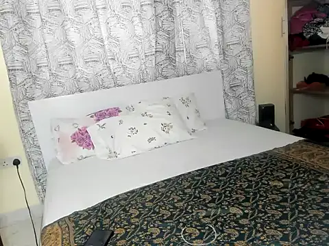 MissVIP254 – Naživo XXX chat