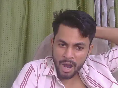 Stubborndesiboy's Live XXX Chat