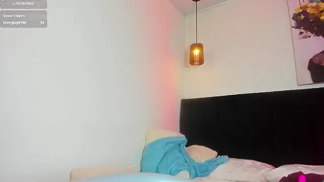 دردشة dolly_zoe الجنسية المباشرة