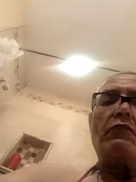 Онлайн чат XXX bobby69cock