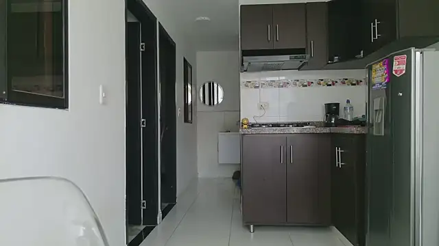 grey___27 Adlı Modelin Canlı XXX Sohbeti