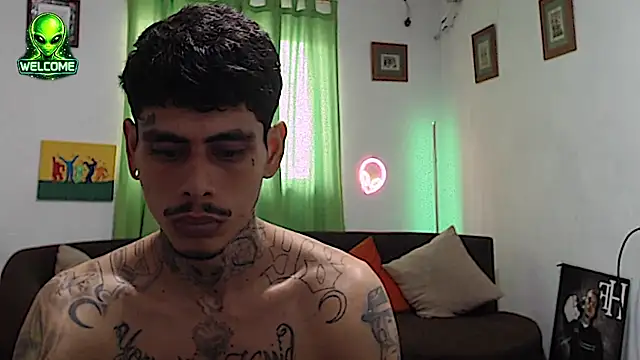 Chat XXX ao vivo de alpha_zom